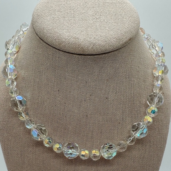 Handcrafted from vintage glass aurora borealis beaded necklace - Picture 4 of 7